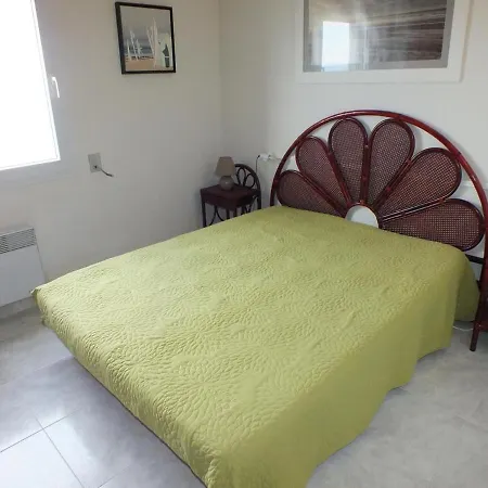 公寓 Comodo De 3 Con Aire Acondicionado, Terraza Y Piscina En - Es-204-16 *